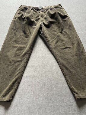 Woolrich Corduroy Pants Men 40x32 Green Wide Leg Cords Wale Outdoors Trousers